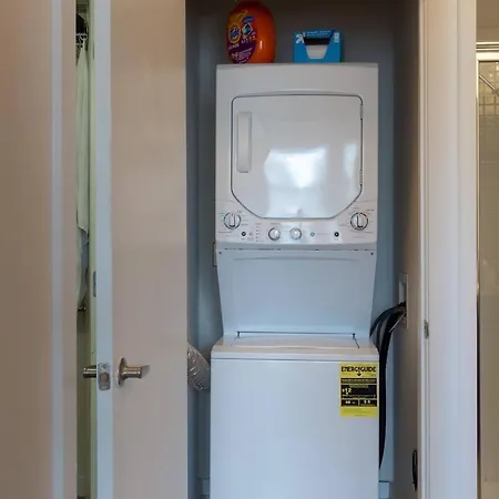 Trifecta 10 Min Walk To Epicentre Superhost Apartment