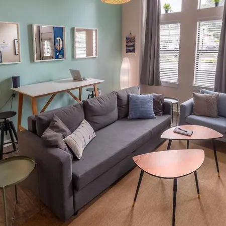 Trifecta 10 Min Walk To Epicentre Superhost Apartment