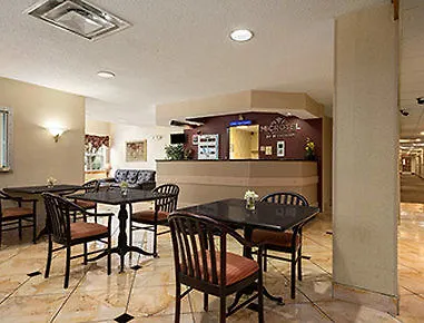 Microtel By Wyndham Airport Hotel Charlotte