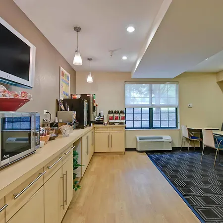Towneplace Research Park Hotel 3*