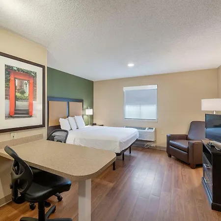 6 Charlotte, Nc - Tyvola Rd Executive Park Hotel