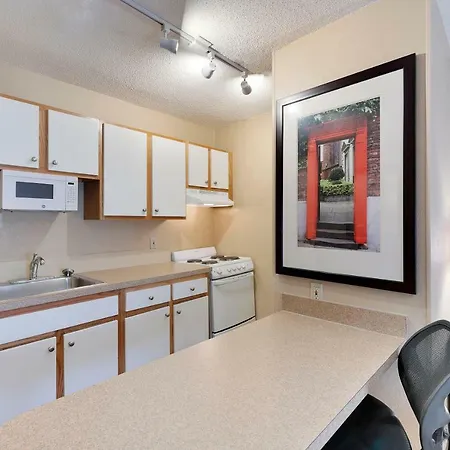 6 Charlotte, Nc - Tyvola Rd Executive Park Hotel
