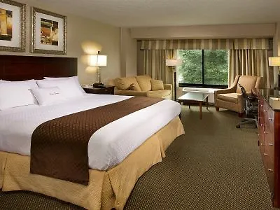 Doubletree By Hilton Airport Charlotte