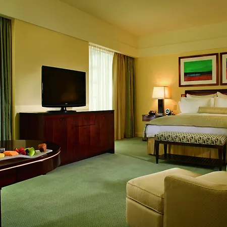 The Ritz-carlton, 5*