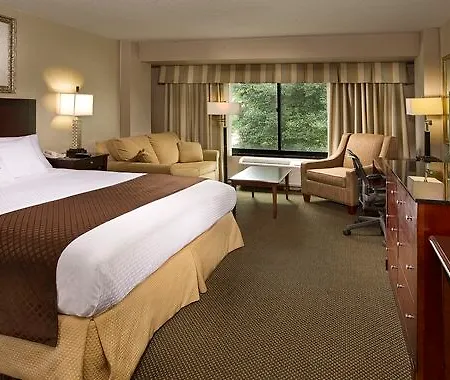 Hotel Doubletree By Hilton Airport Charlotte