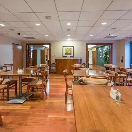 Four Points By Sheraton Hotel Charlotte