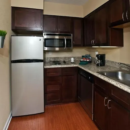 Hotel Homewood North Unc Research 3*
