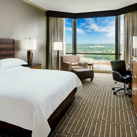 Hilton Place 3*