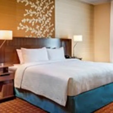 Fairfield & By Marriott Airport Hotel