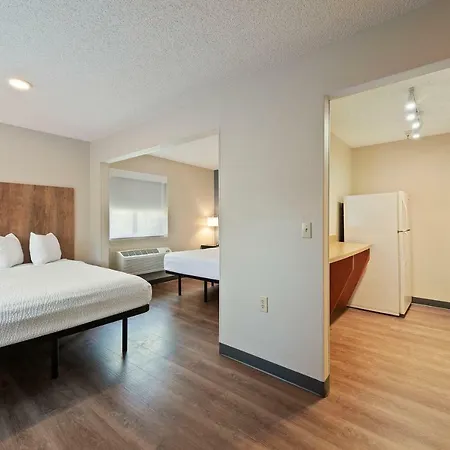 Extended America Select - - Place - E Mccullough Dr 2* Charlotte