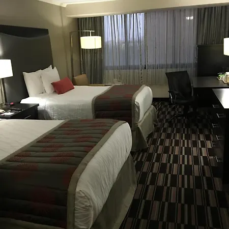 Ramada Plaza By Wyndham South End Airport Hotel