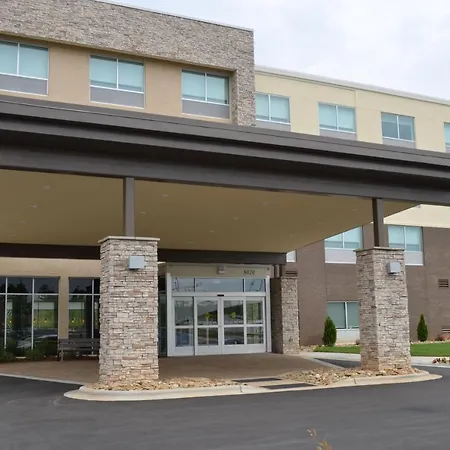 Hotel Express & - Ne - Area By Ihg Charlotte