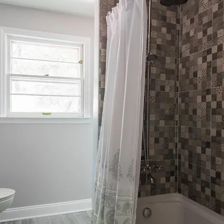 Holiday home Boho By The Water! 1750sqft - Fishing & Sleeps 10! *
