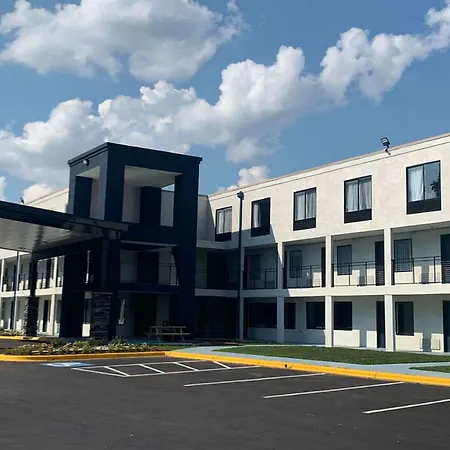 Baymont By Wyndham 2* Charlotte