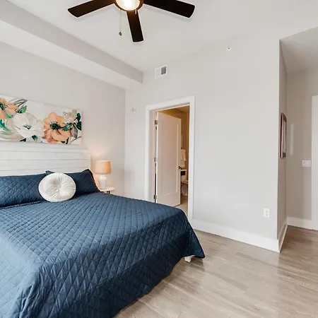 Heaven In Fully Furnished Hotel Charlotte