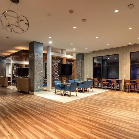 Express & - - South End By Ihg 3*