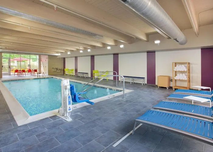 Home2 Suites Charlotte I-77 South