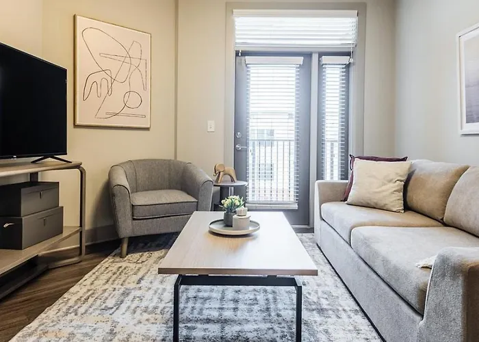 Landing Modern Apartment With Amazing Amenities