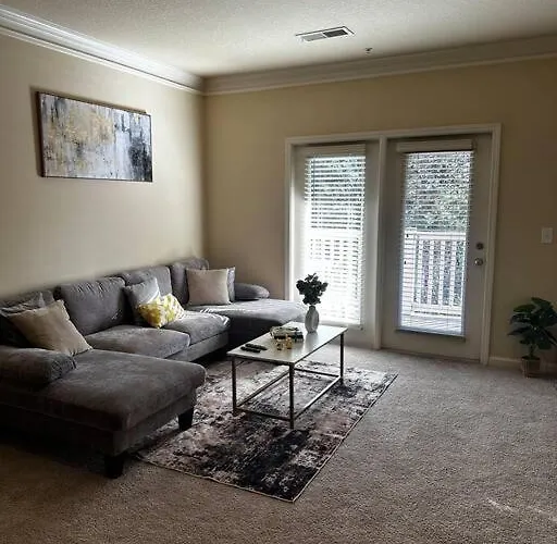 Spacious & Peaceful 1Br Wifi, Netflix