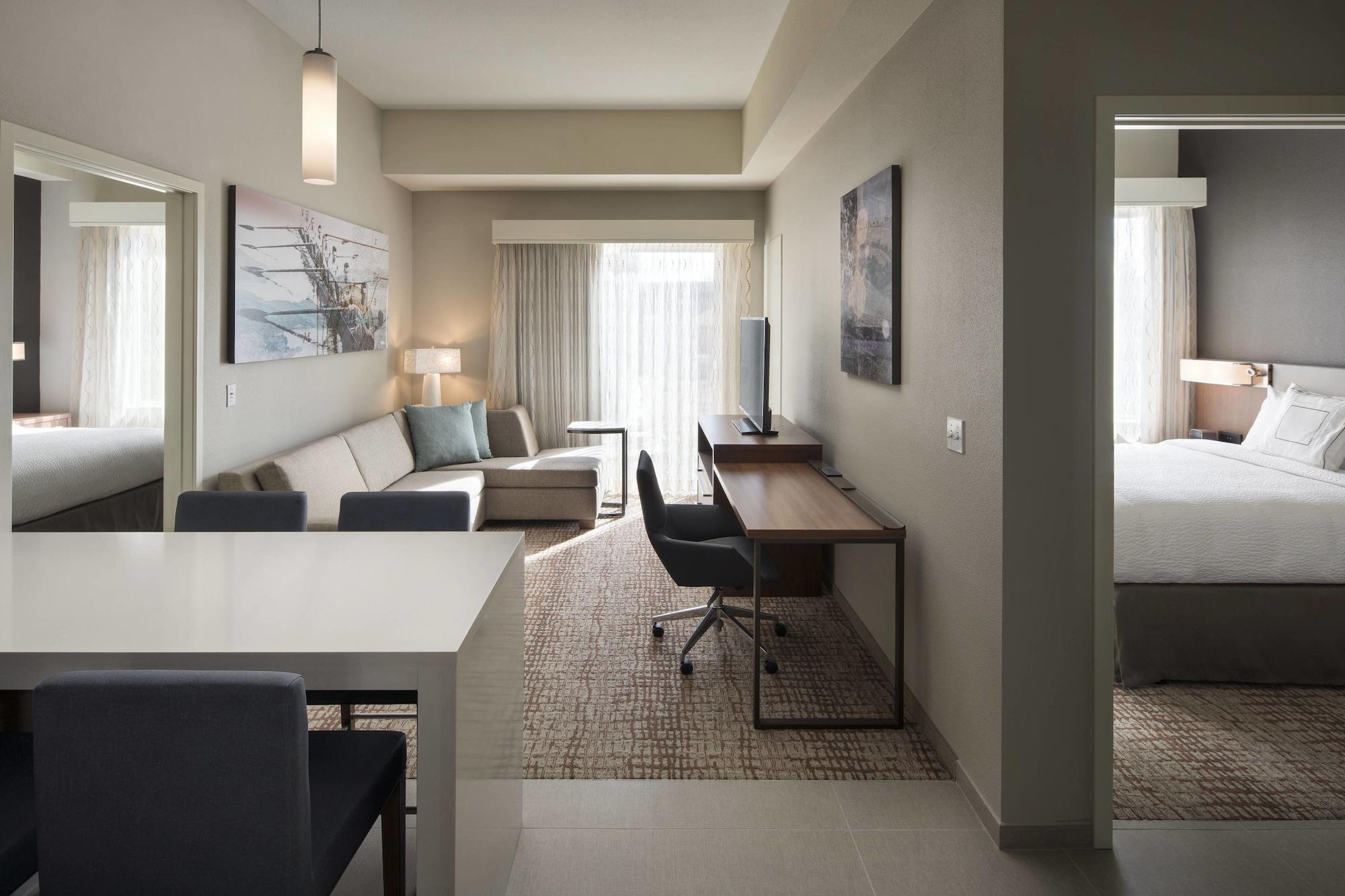 Hotel By Marriott Charlotte Steele Creek