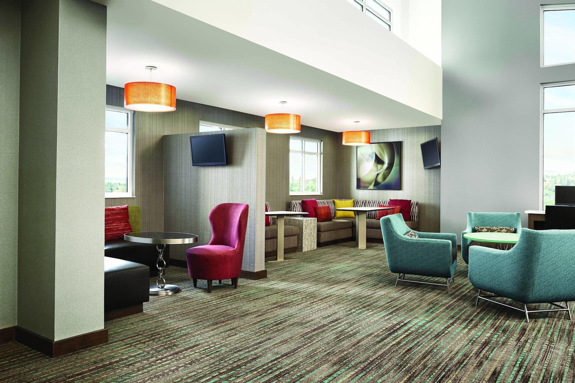 Hotel By Marriott Charlotte Steele Creek 3*