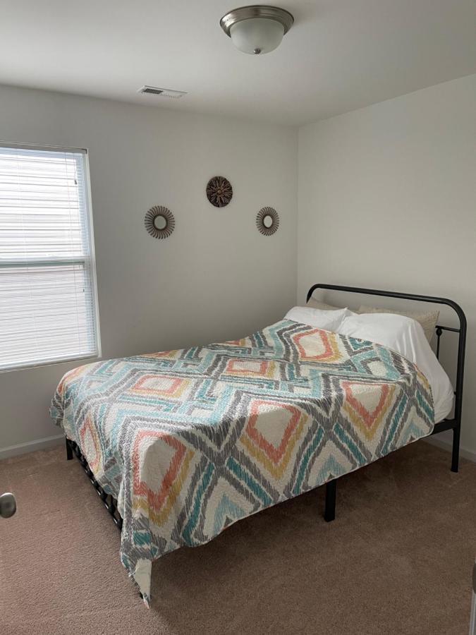 Spacious 3Br Mins To Uptown, Stadium & Whitewater Holiday home *