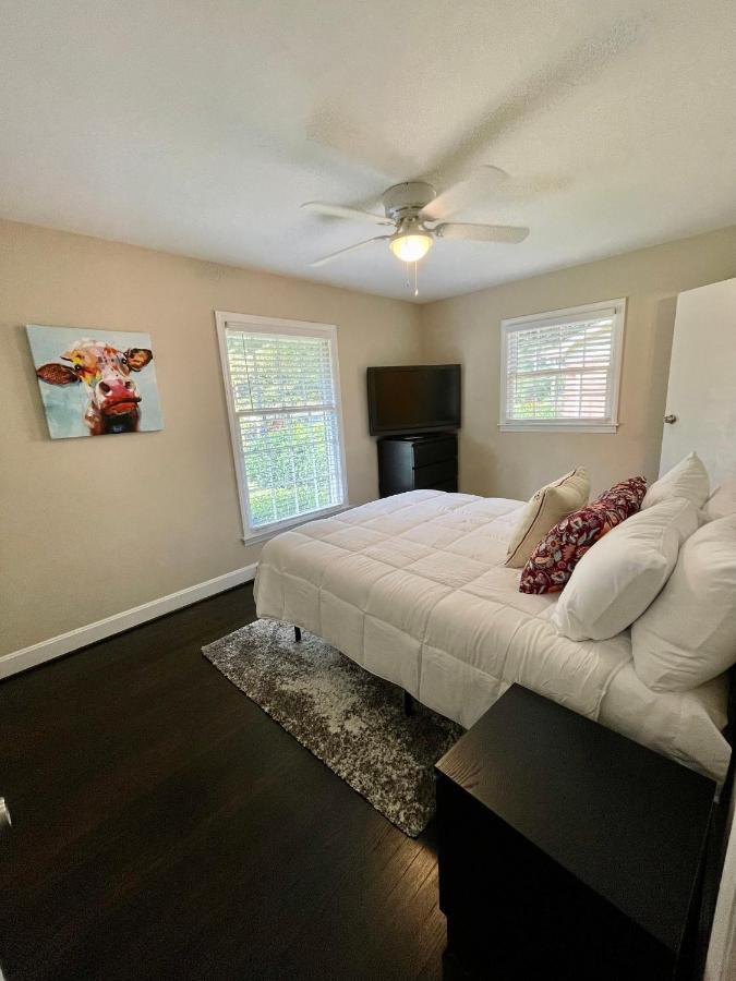Modern House W/ Easy Access To Upt & Se Holiday home *