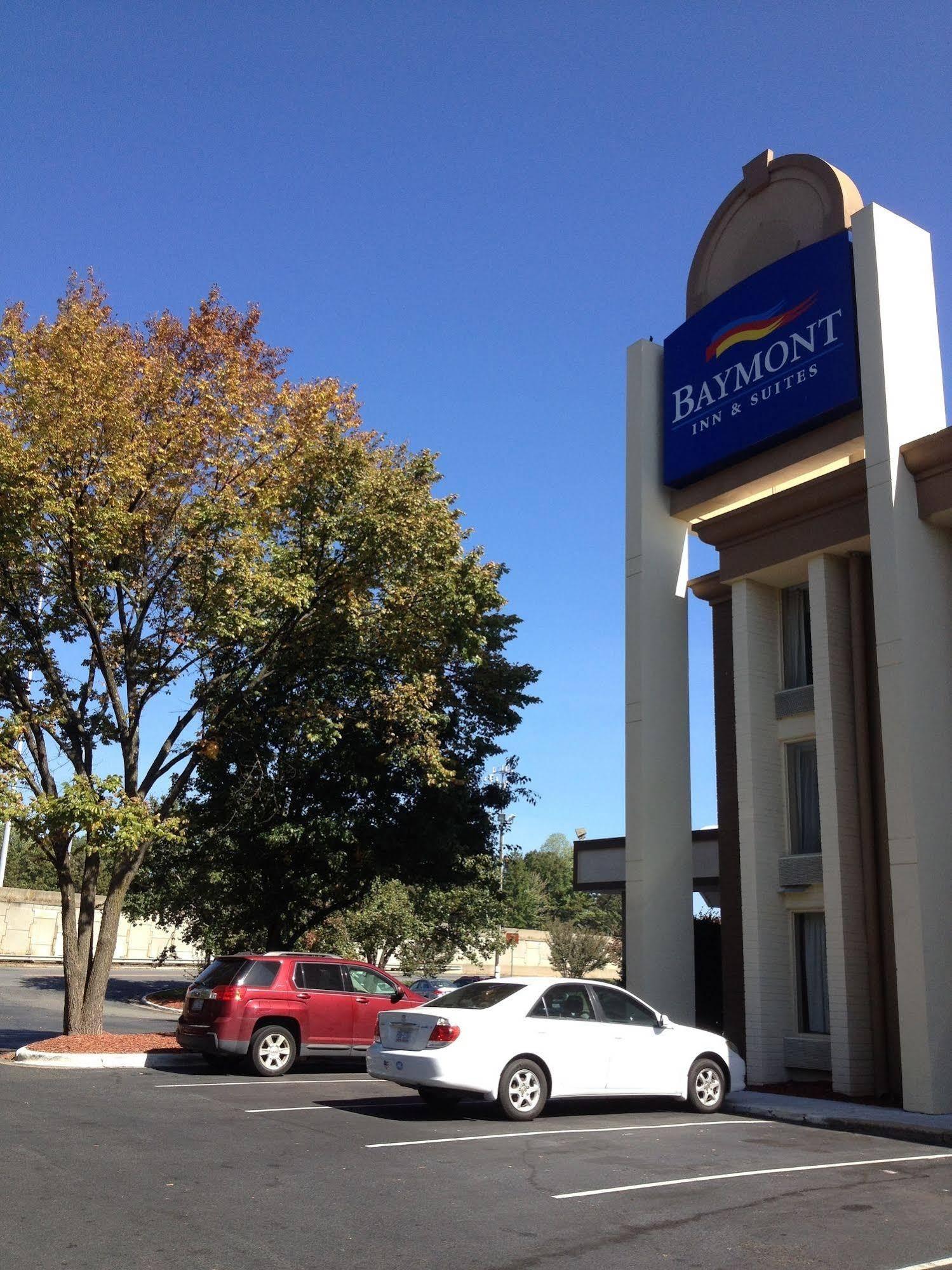 Hotel Baymont By Wyndham Charlotte-airport Coliseum 2*