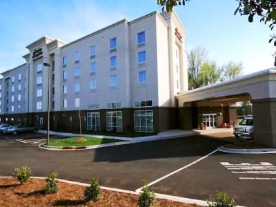 Hampton & Charlotte-airport Hotel 3*