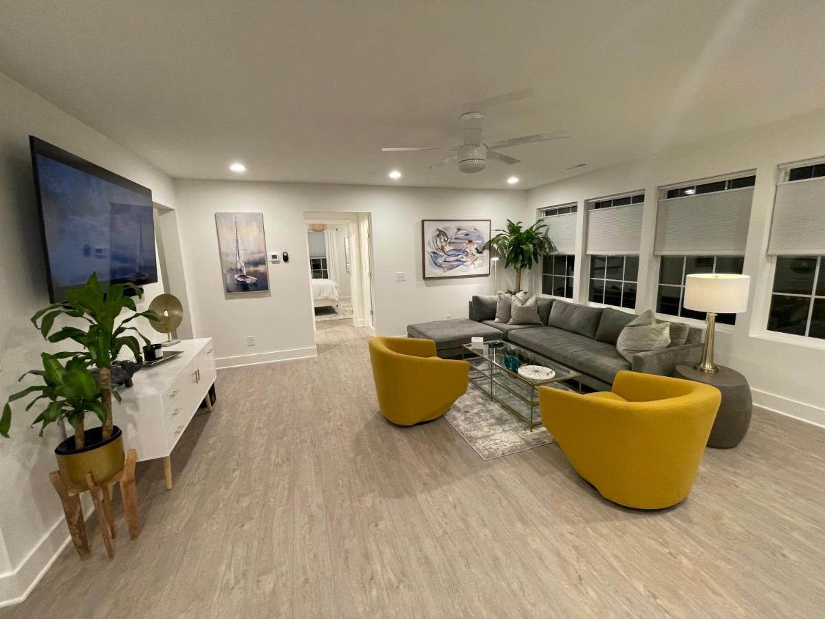 Hotel Luxury In Eastover... Close To Everything!