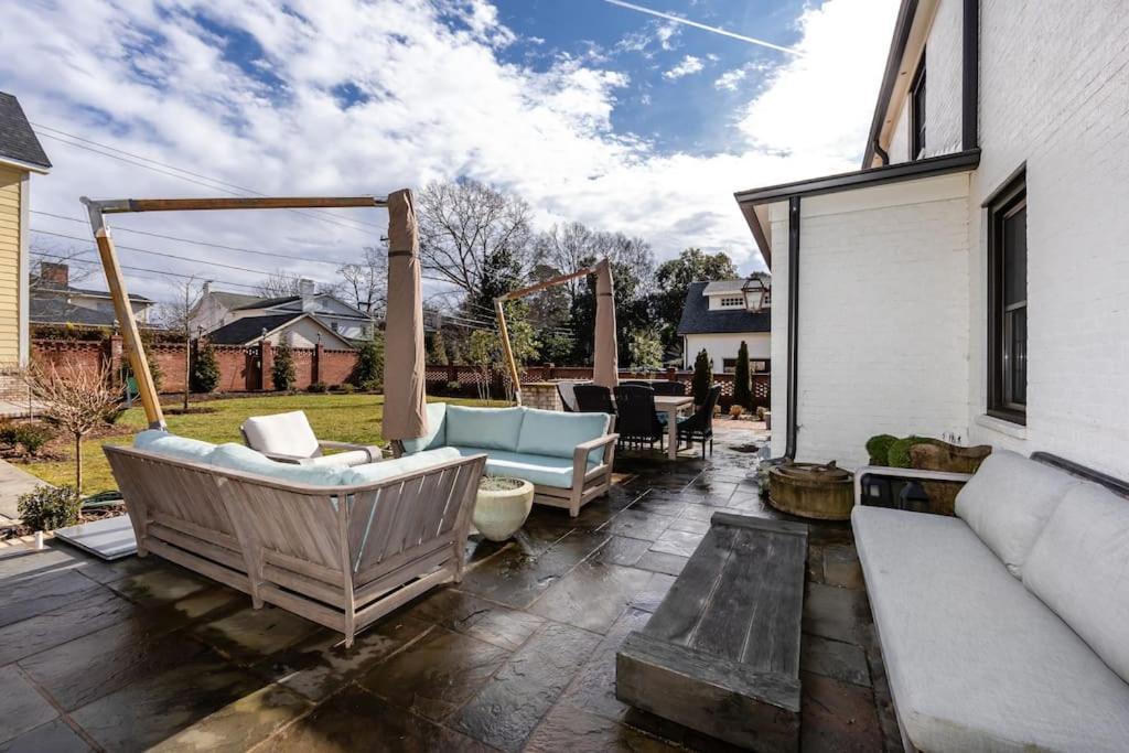 Hotel Luxury In Eastover... Close To Everything! Charlotte