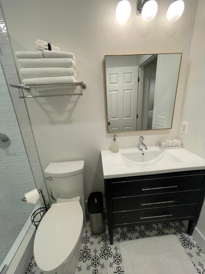 Luxury In Eastover... Close To Everything! Hotel *