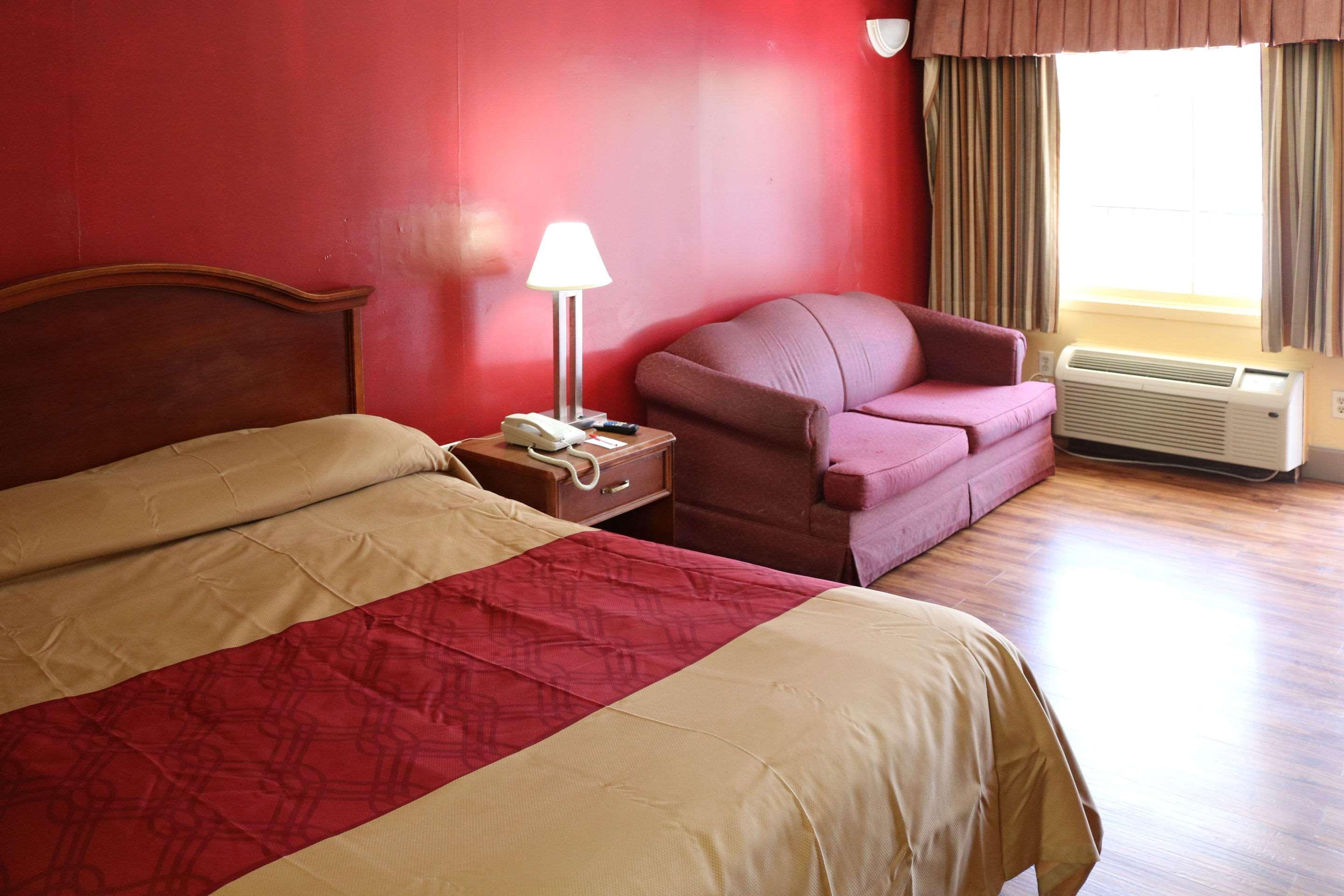 Lodge Econo Airport Area Charlotte