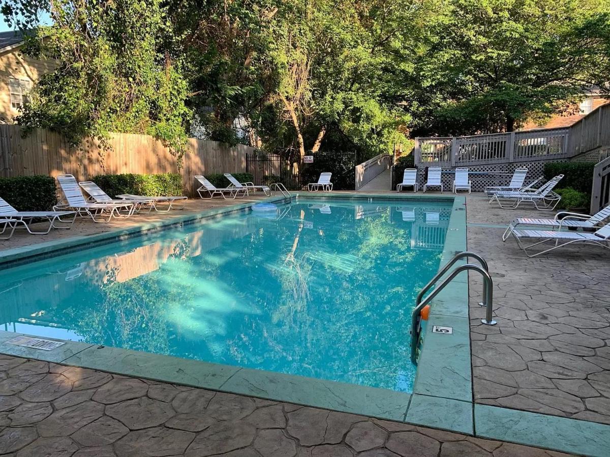 Cozy Near Luxury Mall & Uptown W/ Pool! Charlotte