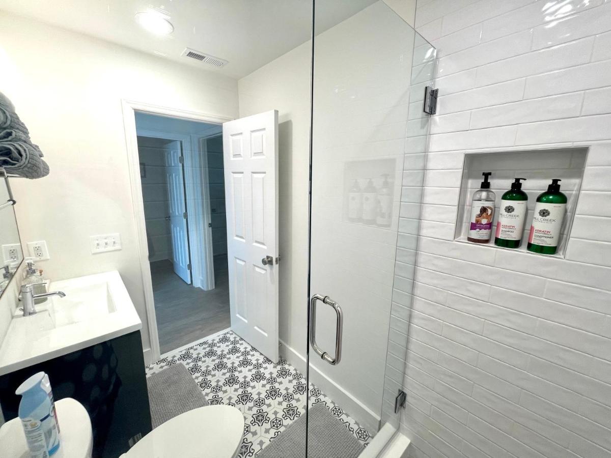 Luxury In Eastover... Close To Everything! Hotel *