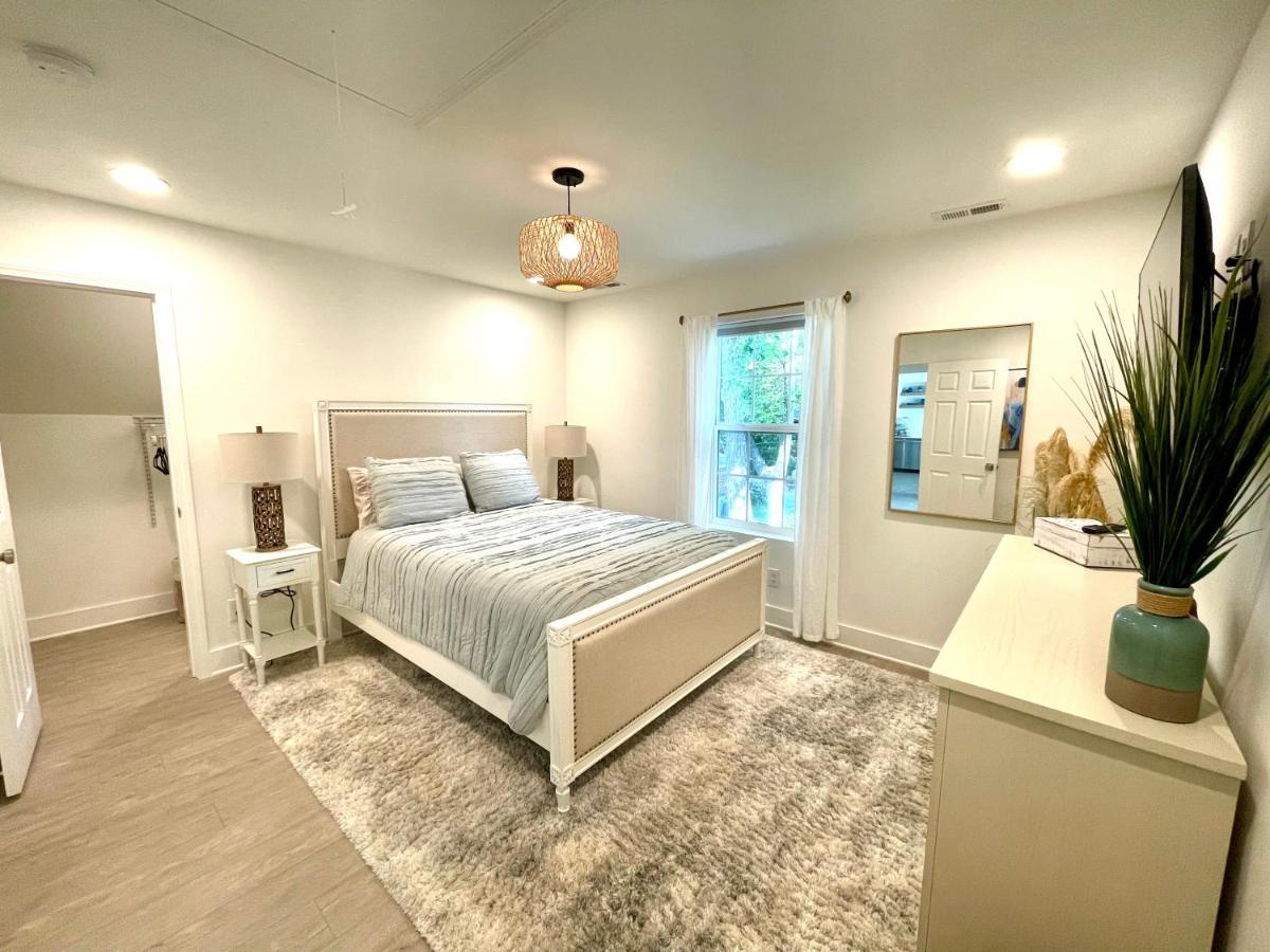 Luxury In Eastover... Close To Everything! Charlotte