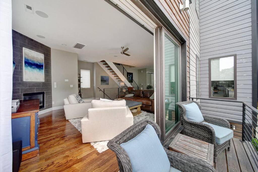 Villa Views Rooftop Hot Tub & Short Walk To Stadium Charlotte