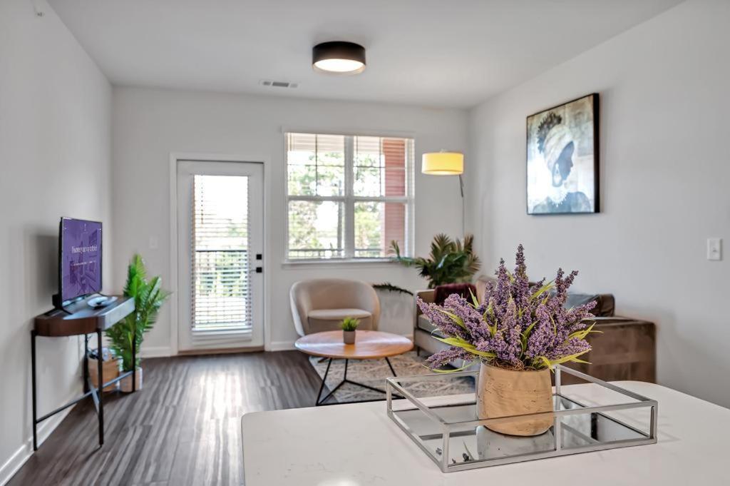 Apartment Charming New Building 2br W Gym And Parking 305 *