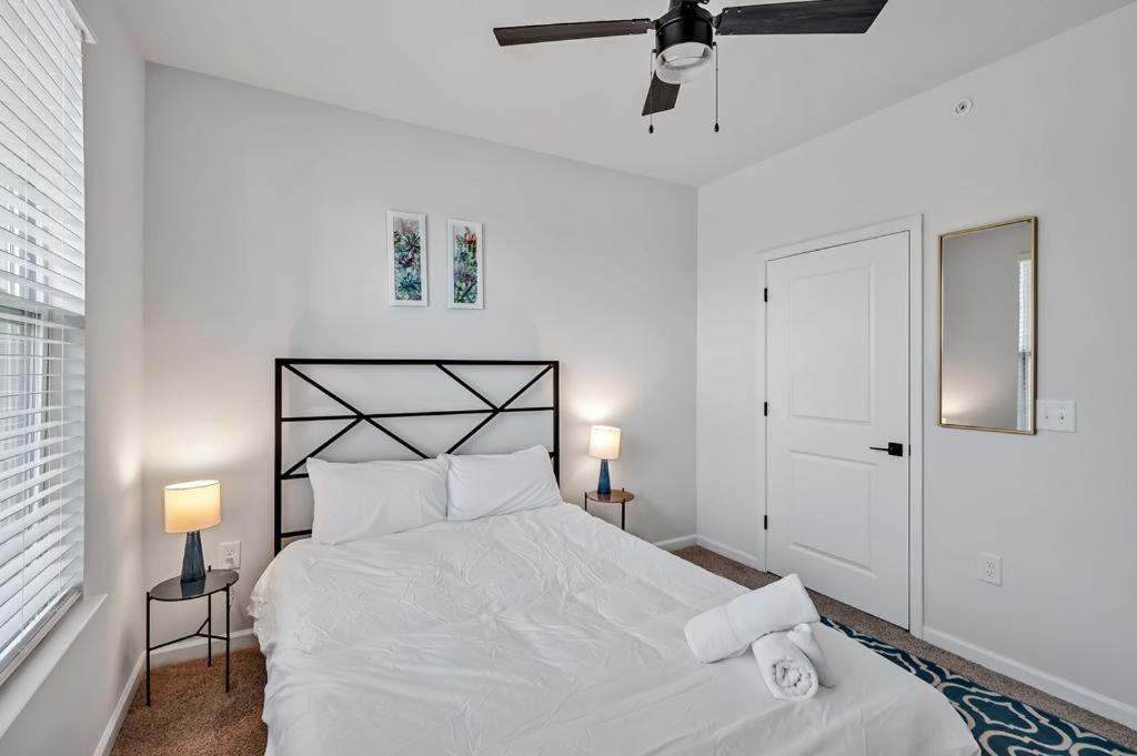 Apartment Charming New Building 2br W Gym And Parking 305 *