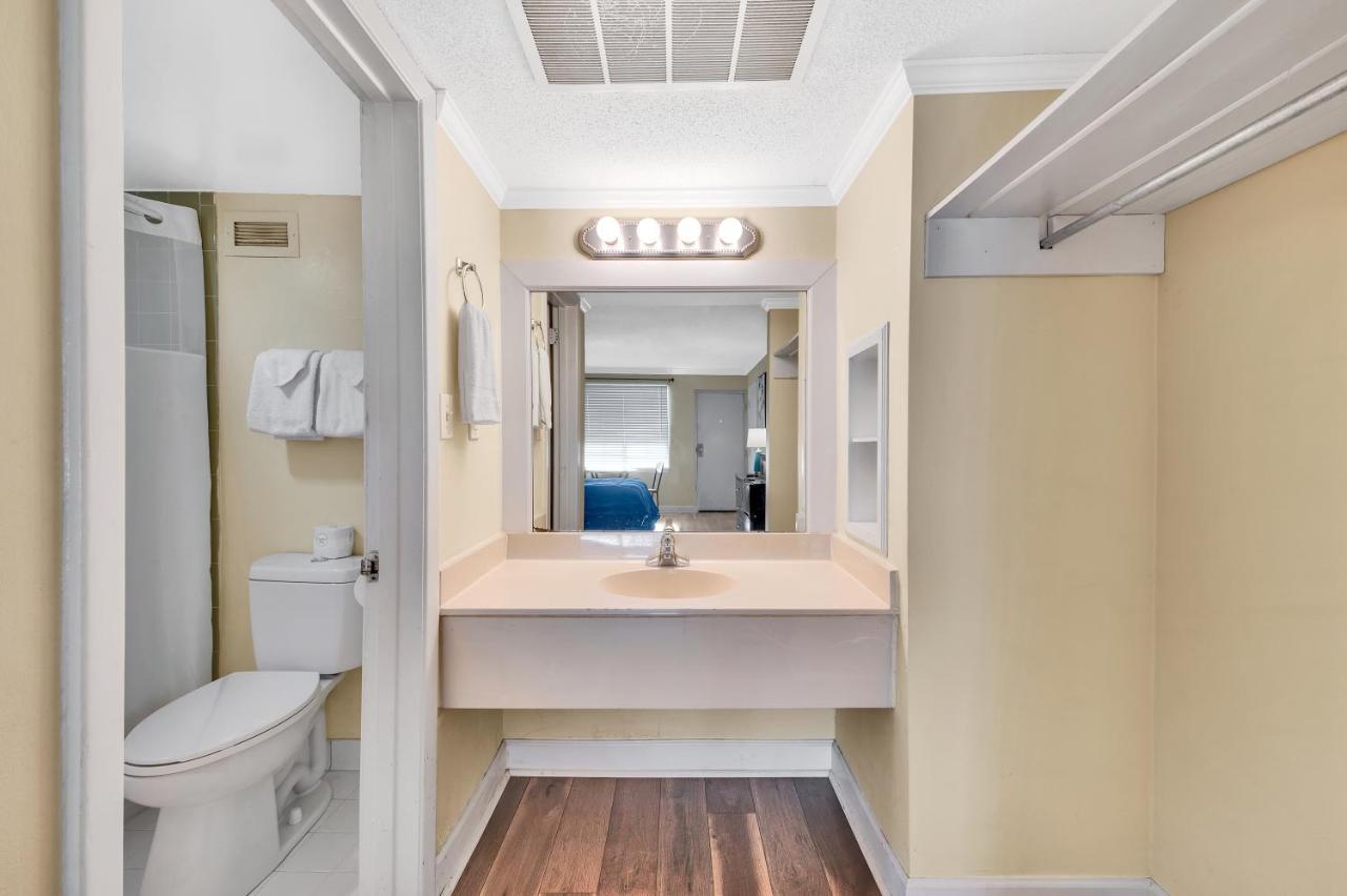 Residences At Windsor