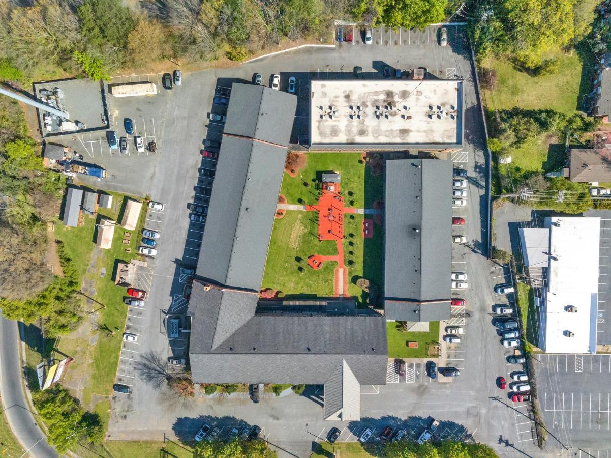 Residences At Windsor Charlotte