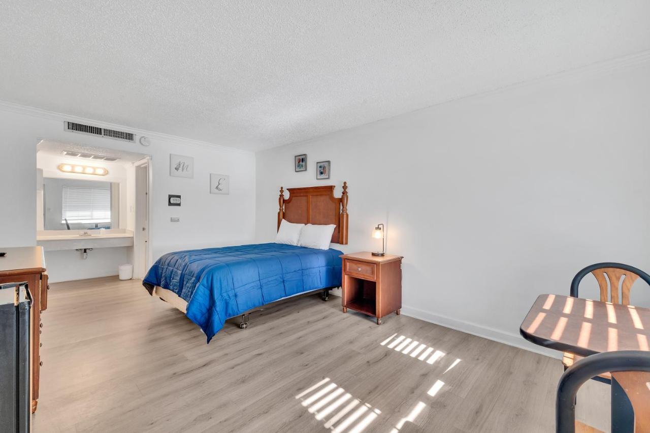 Residences At Windsor