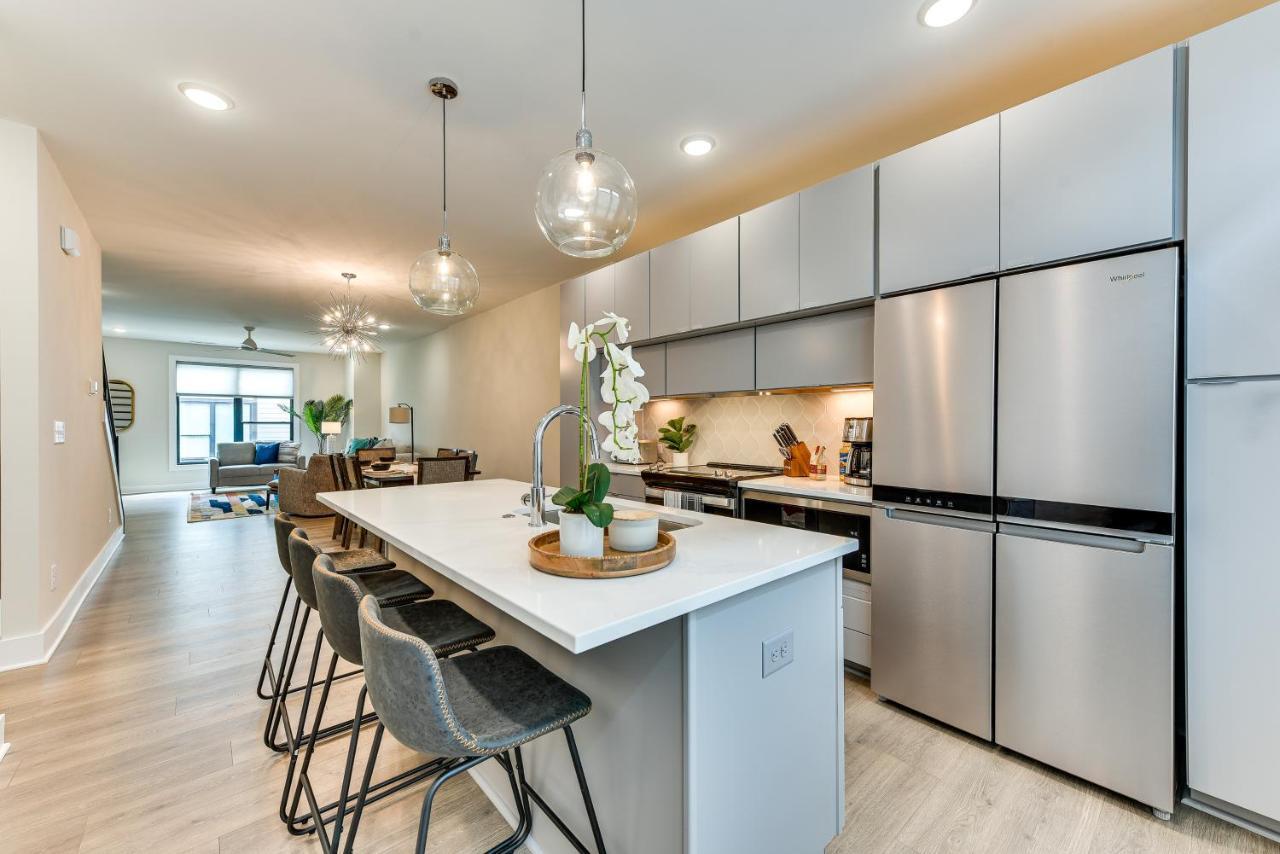 Modern And Stylish 5 Mi To Downtown *