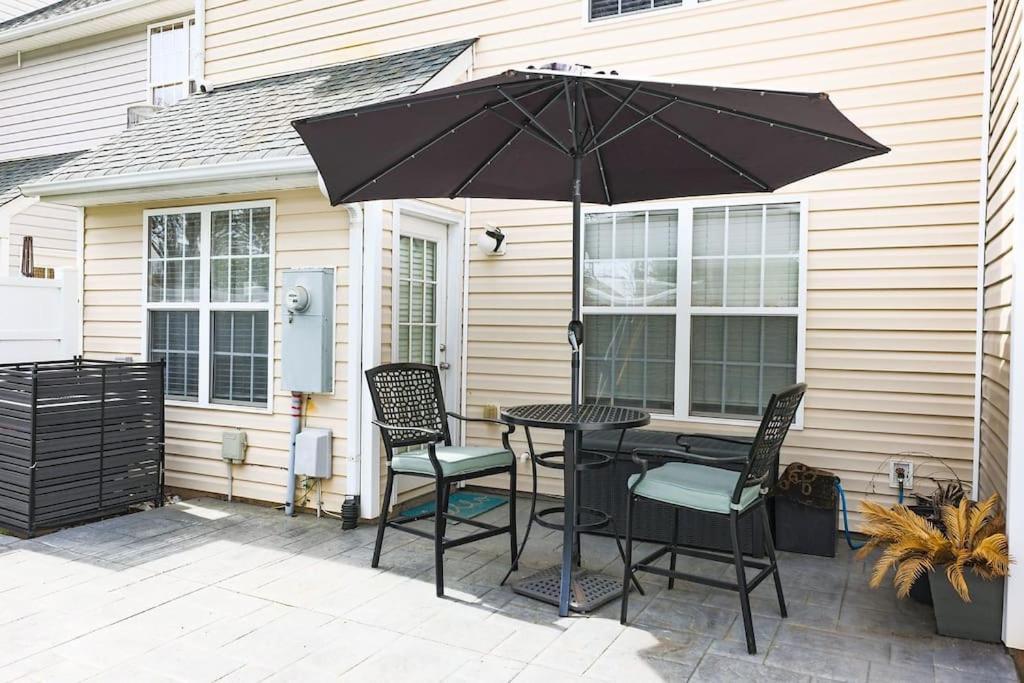 Ballantyne Charming Town Apartment Charlotte