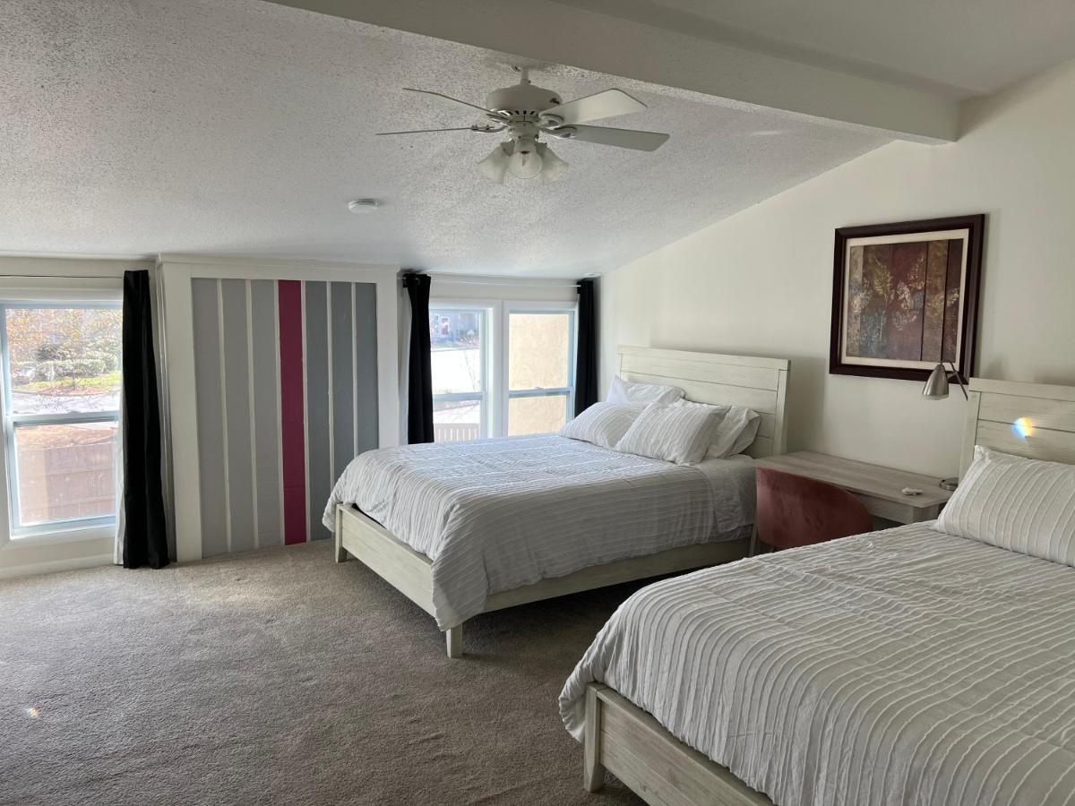 Homestay Large Bedroom With 2 Queen Bed - Not Entire Place *