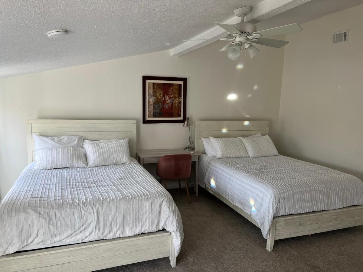 Large Bedroom With 2 Queen Bed - Not Entire Place * Charlotte