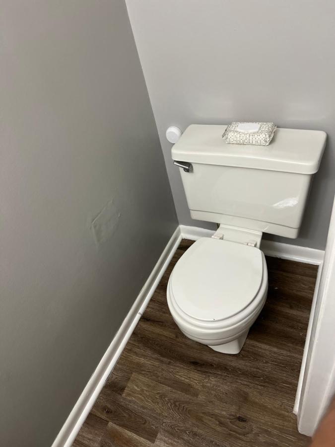 Large Bedroom With 2 Queen Bed - Not Entire Place Homestay