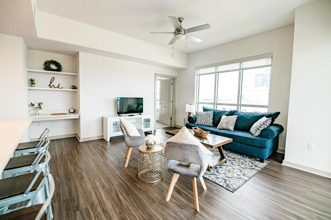 Apartment 2br Fully Furnished Uptown - Boa Stadium Apts *