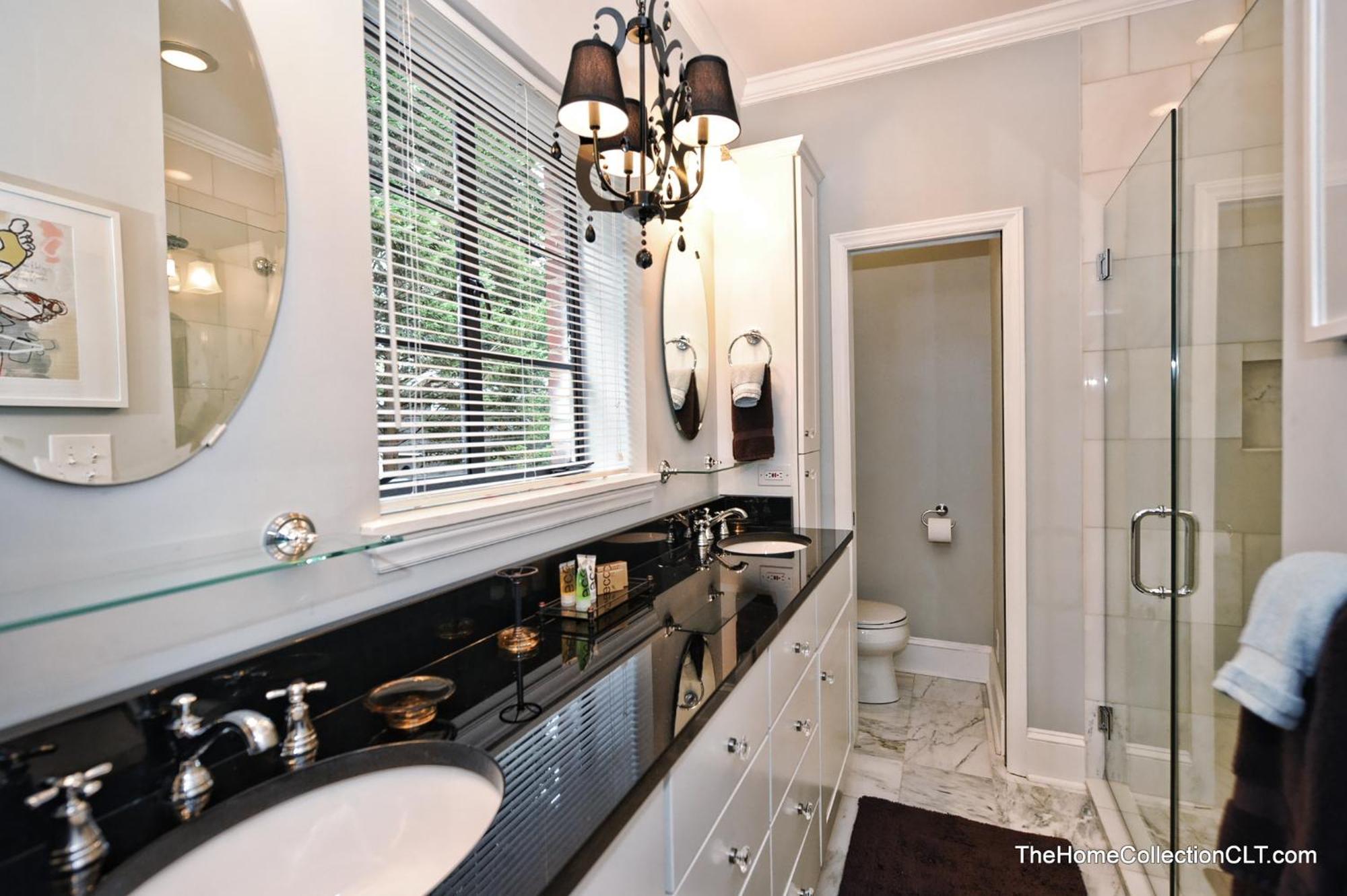 The Collection Clt: 600 Hermitage Apartment
