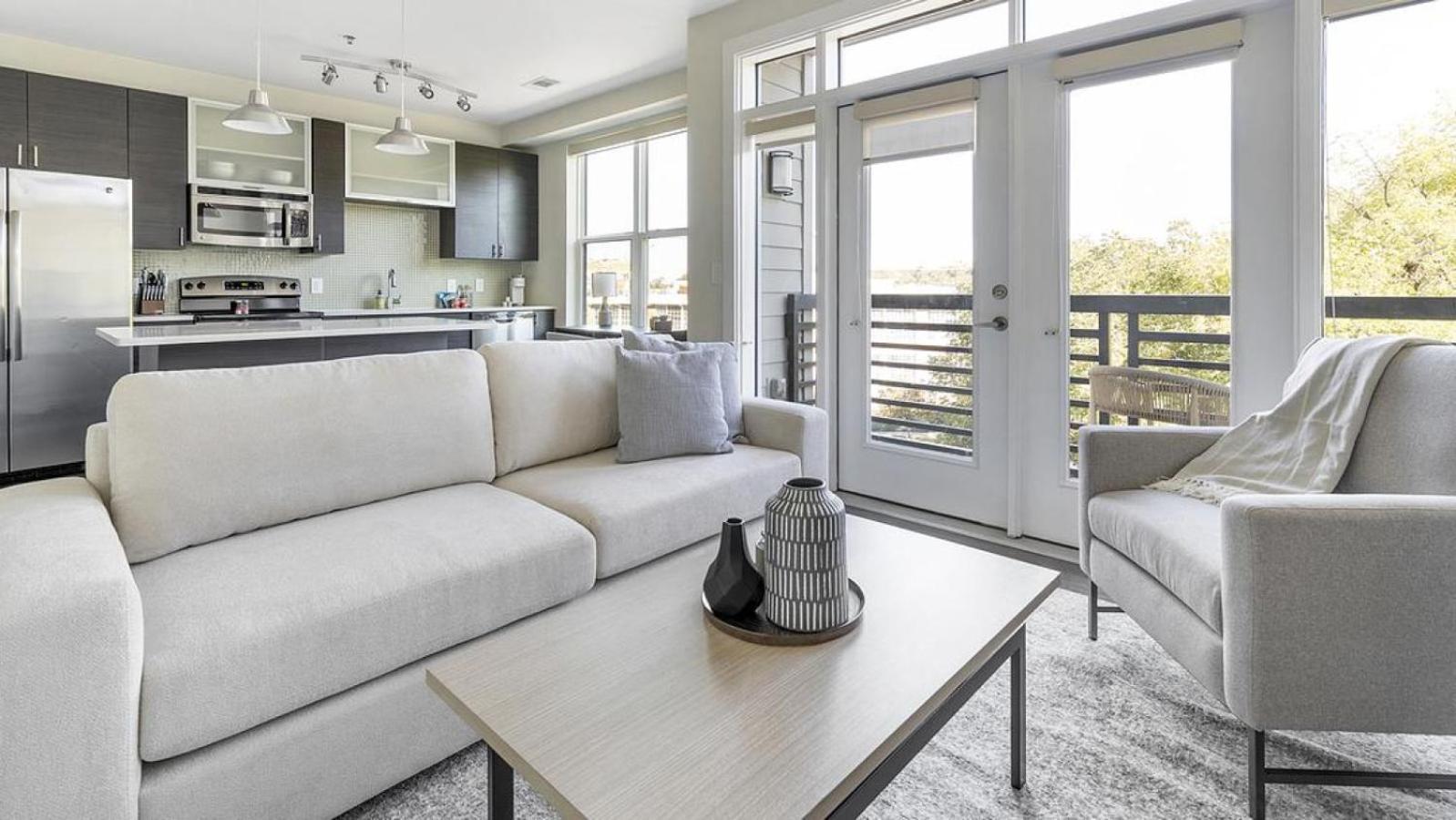 Apartment Landing - Modern With Amazing Amenities